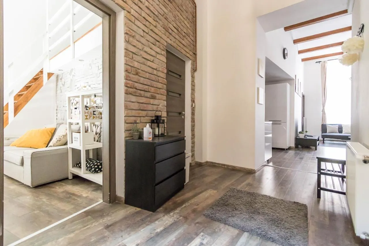Katarina Apartment Blaha Square Boedapest 0*,